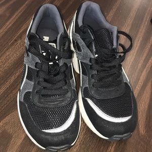 Men’s Puma Sneakers